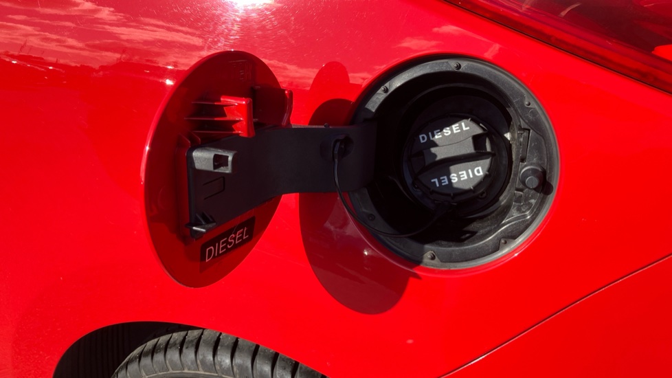 Kia Pro Ceed 1.6 CRDi ISG GT-Line 3dr DCT Diesel Hatchback - Image 40
