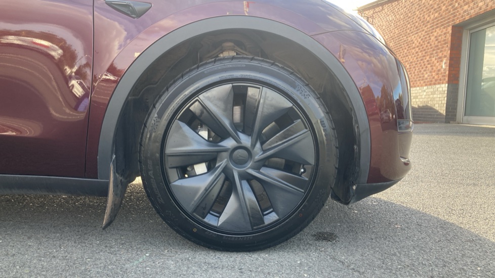 Tesla Model Y Long Range AWD 5dr Auto Electric Hatchback - Image 7