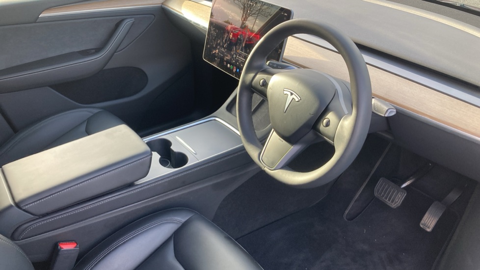 Tesla Model Y Long Range AWD 5dr Auto Electric Hatchback - Image 11