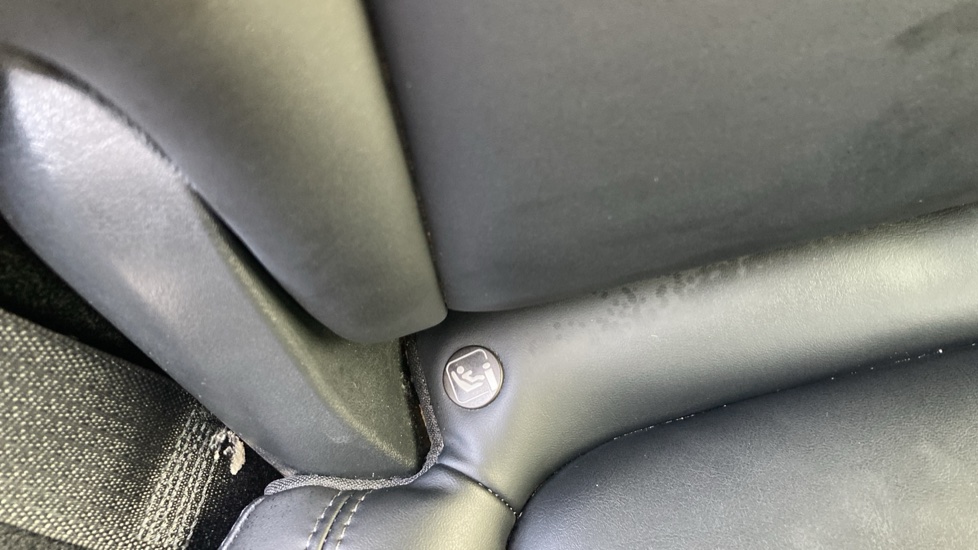 Tesla Model Y Long Range AWD 5dr Auto Electric Hatchback - Image 33