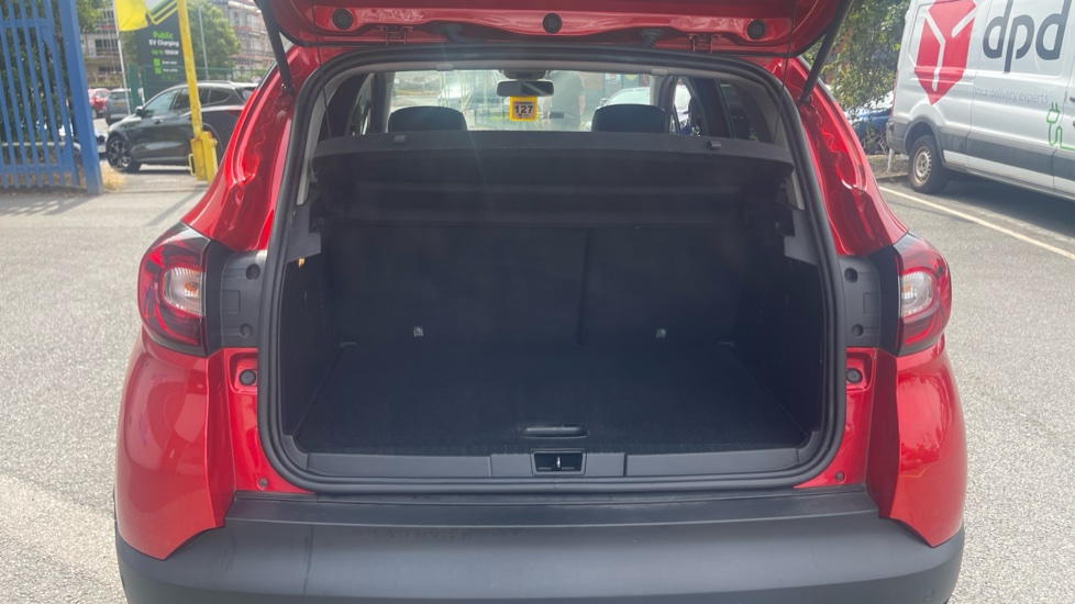 Renault Captur 1.5 dCi 90 GT Line 5dr Diesel Hatchback - Image 4