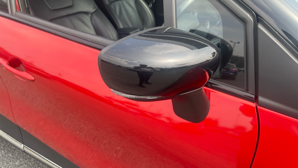 Renault Captur 1.5 dCi 90 GT Line 5dr Diesel Hatchback - Image 33