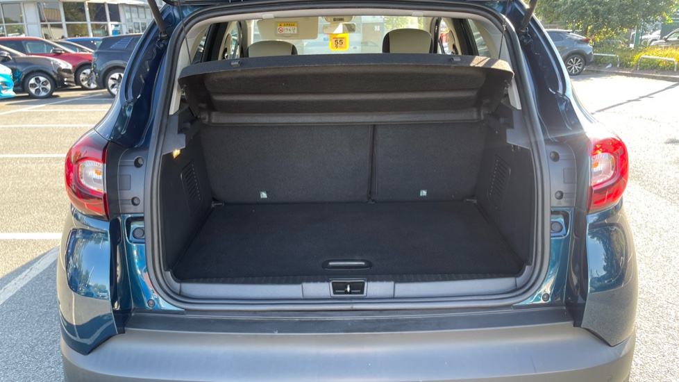 Renault Captur 1.5 dCi 90 Iconic 5dr Diesel Hatchback - Image 4