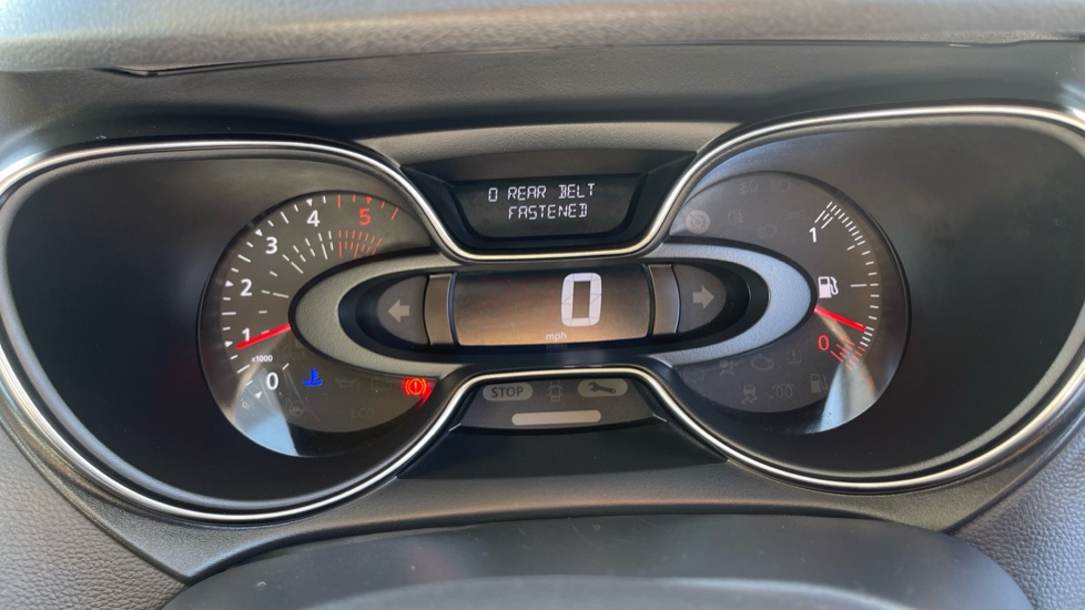 Renault Captur 1.5 dCi 90 Iconic 5dr Diesel Hatchback - Image 18