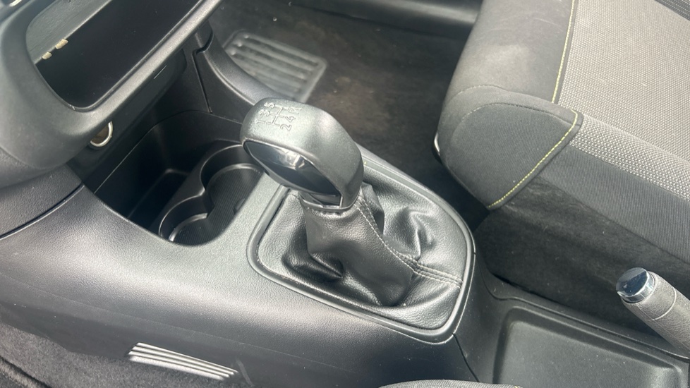 Citroen C3 1.2 PureTech 83 Feel 5dr Petrol Hatchback - Image 13