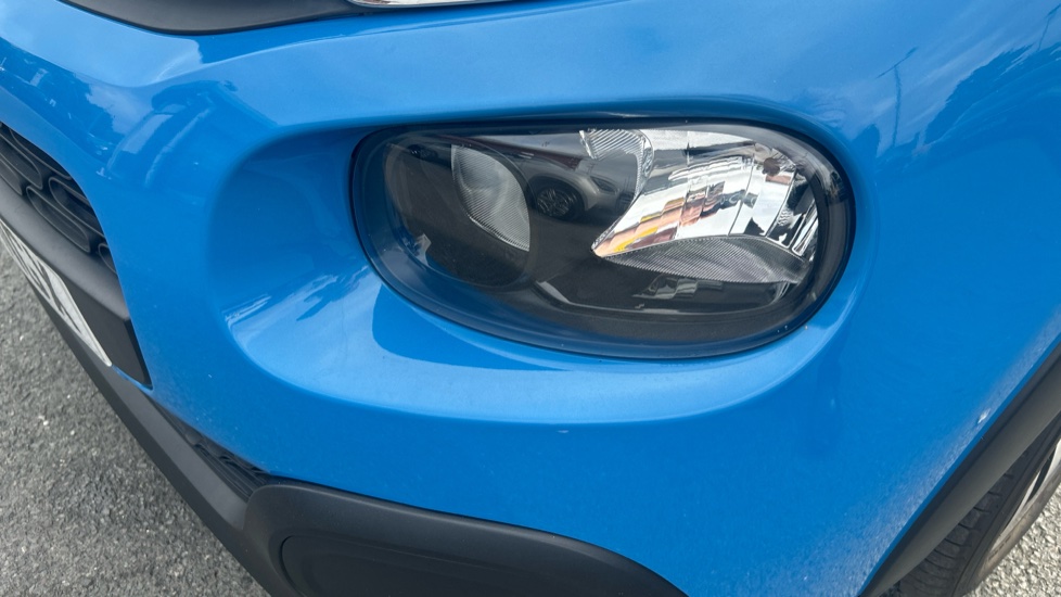 Citroen C3 1.2 PureTech 83 Feel 5dr Petrol Hatchback - Image 38