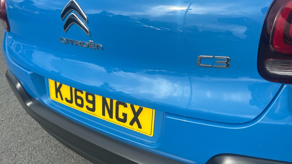 Citroen C3 1.2 PureTech 83 Feel 5dr Petrol Hatchback - Image 39