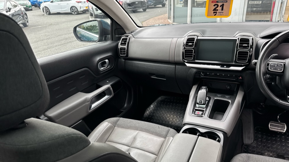 Citroen C5 Aircross 1.2 PureTech 130 Flair Plus 5dr EAT8 Petrol Hatchback - Image 16