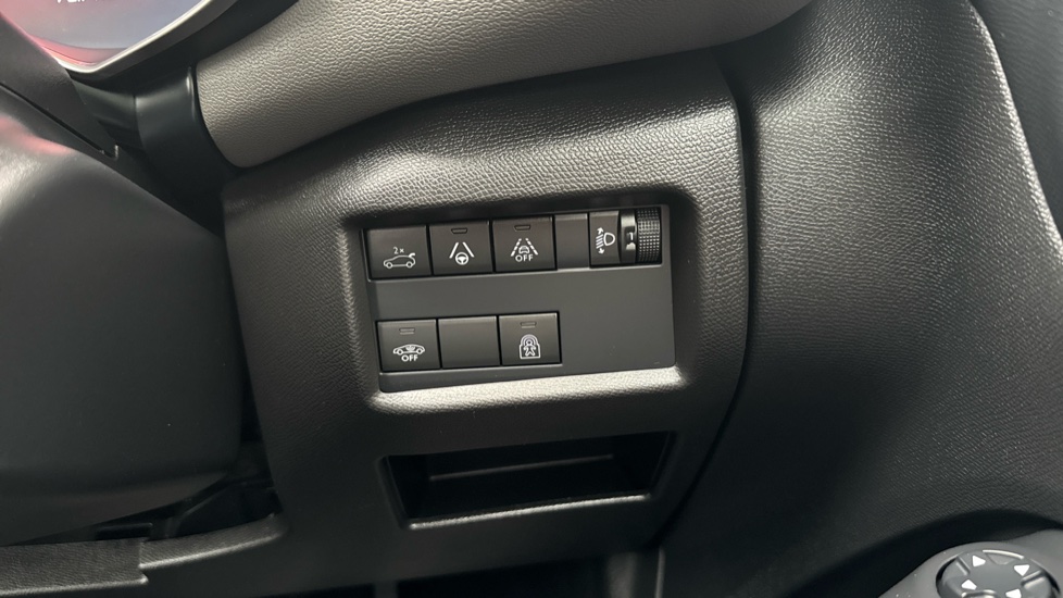 Citroen C5 Aircross 1.2 PureTech 130 Flair Plus 5dr EAT8 Petrol Hatchback - Image 30