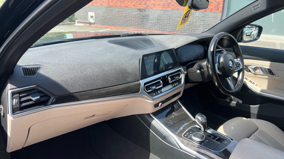 BMW 3 Series 320i xDrive M Sport 4dr Step Auto Petrol Saloon - Image 17