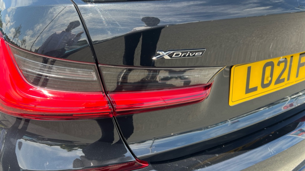 BMW 3 Series 320i xDrive M Sport 4dr Step Auto Petrol Saloon - Image 29