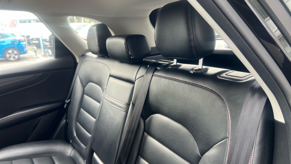 MG HS 1.5 T-GDI Excite 5dr Petrol Hatchback - Image 29