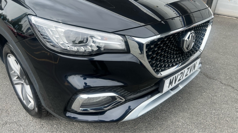 MG HS 1.5 T-GDI Excite 5dr Petrol Hatchback - Image 33