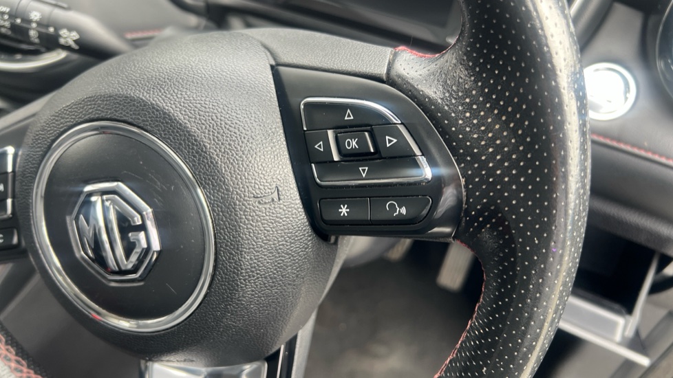 MG HS 1.5 T-GDI Excite 5dr Petrol Hatchback - Image 36