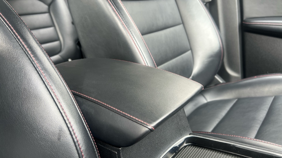 MG HS 1.5 T-GDI Excite 5dr Petrol Hatchback - Image 44