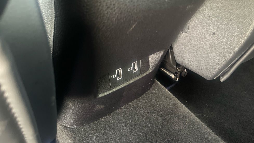 MG HS 1.5 T-GDI Trophy 5dr DCT Petrol Hatchback - Image 44