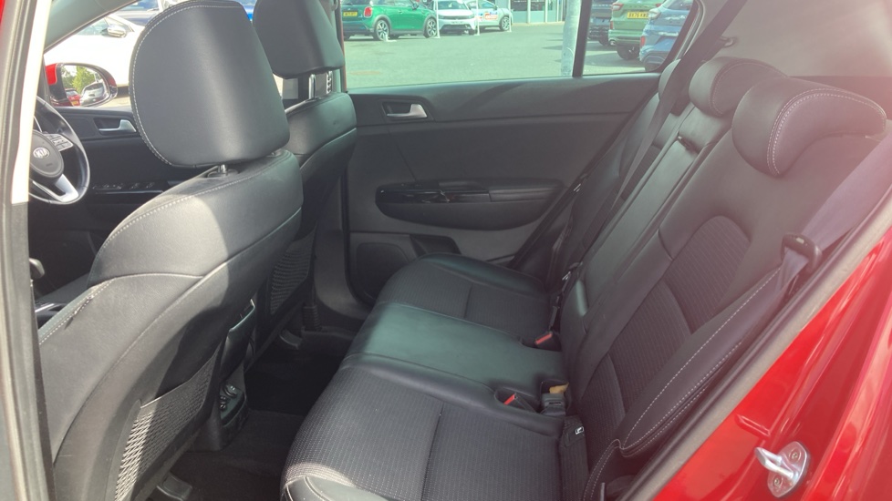 Kia Sportage 1.6 GDi ISG Edition 25 5dr Petrol Estate - Image 20