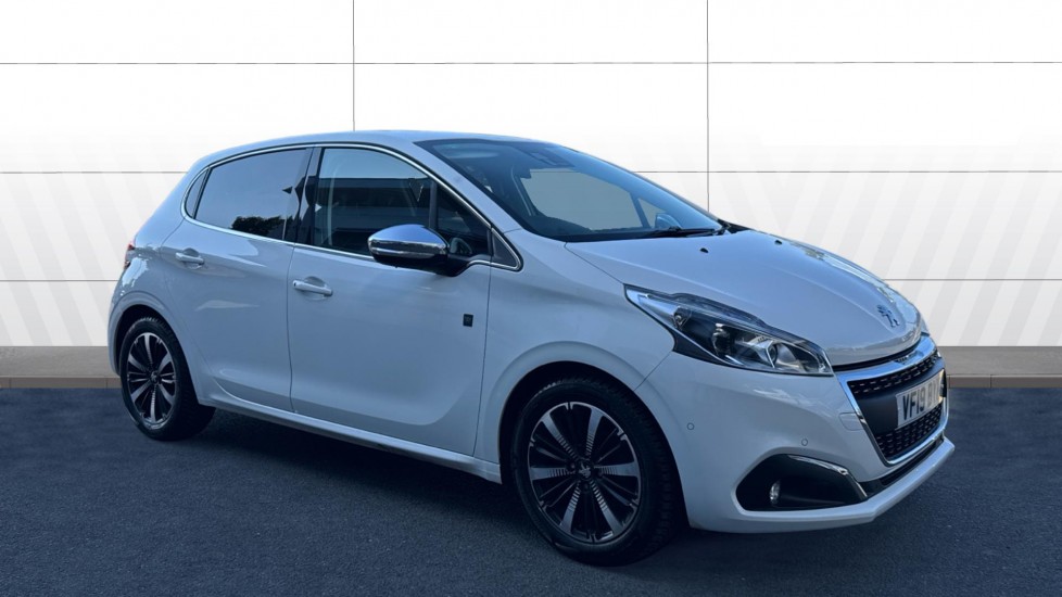 Peugeot 208 1.2 PureTech 82 Tech Edition 5dr [Start Stop] Petrol Hatchback - Image 1