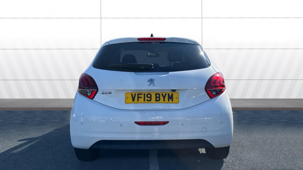 Peugeot 208 1.2 PureTech 82 Tech Edition 5dr [Start Stop] Petrol Hatchback - Image 6