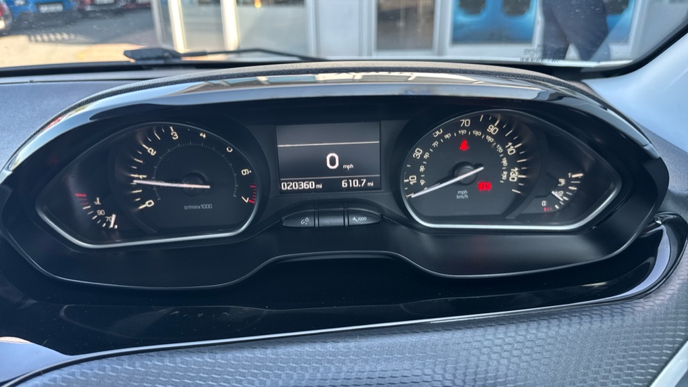 Peugeot 208 1.2 PureTech 82 Tech Edition 5dr [Start Stop] Petrol Hatchback - Image 21