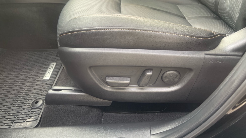 Mazda CX-60 2.5 PHEV Homura 5dr Auto [Conv/DAP/Pan Roof] Estate - Image 25