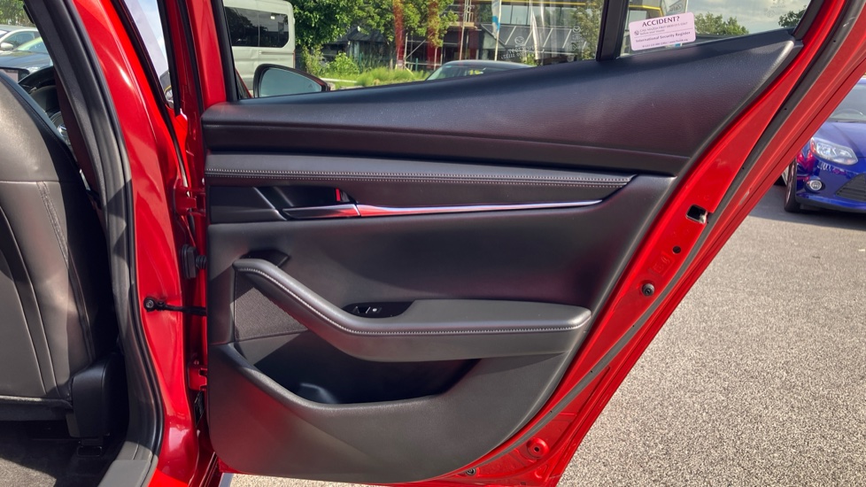Mazda 3 2.0 e-Skyactiv X MHEV [186] Takumi 4dr Auto Petrol Saloon - Image 34