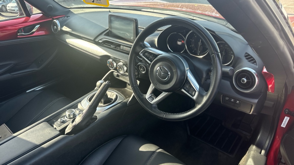 Mazda MX-5 1.5 [132] Sport 2dr Petrol Convertible - Image 11