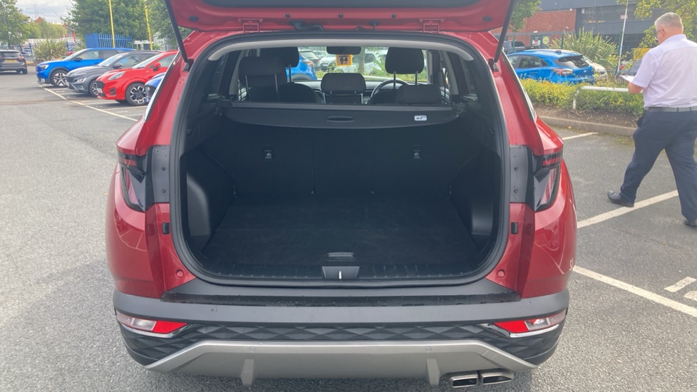Hyundai TUCSON 1.6 TGDi Hybrid 230 Premium 5dr 2WD Auto Hybrid Estate - Image 4