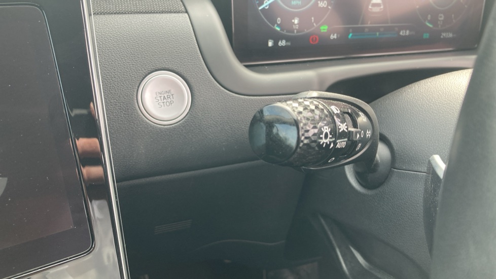 Hyundai TUCSON 1.6 TGDi Hybrid 230 Premium 5dr 2WD Auto Hybrid Estate - Image 45