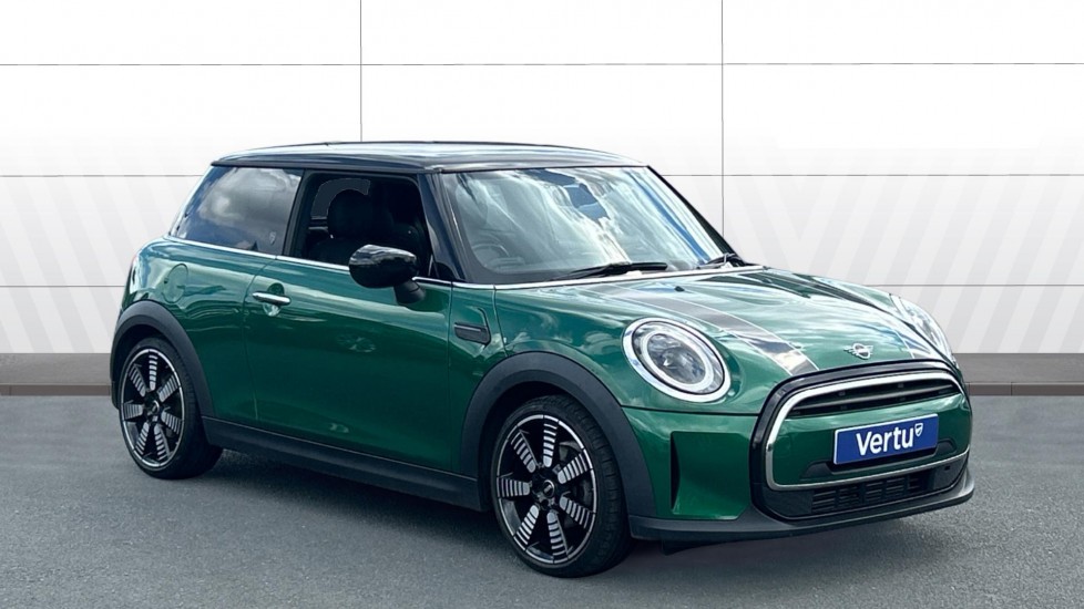 MINI Hatchback 1.5 Cooper Exclusive 3dr Petrol Hatchback - Image 1