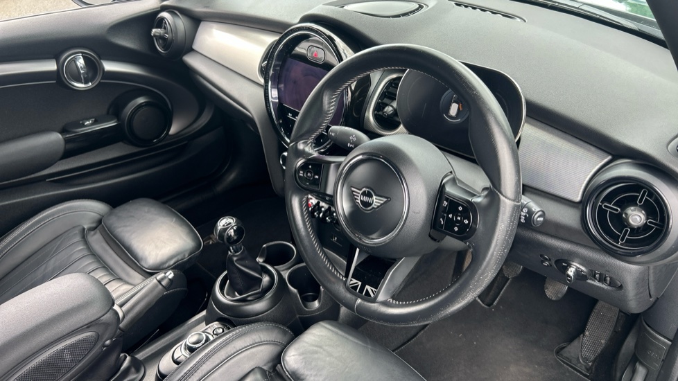MINI Hatchback 1.5 Cooper Exclusive 3dr Petrol Hatchback - Image 11