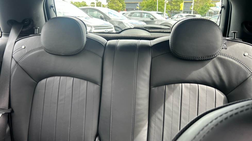 MINI Hatchback 1.5 Cooper Exclusive 3dr Petrol Hatchback - Image 15