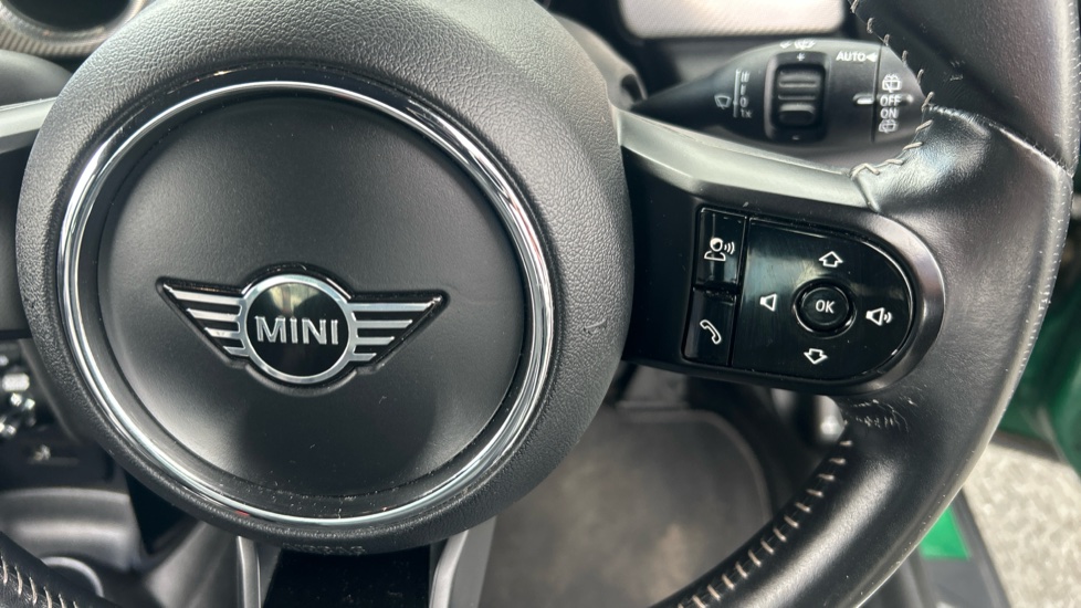 MINI Hatchback 1.5 Cooper Exclusive 3dr Petrol Hatchback - Image 30