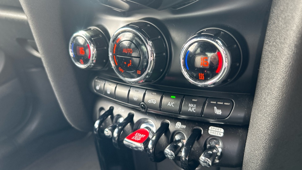 MINI Hatchback 1.5 Cooper Exclusive 3dr Petrol Hatchback - Image 35
