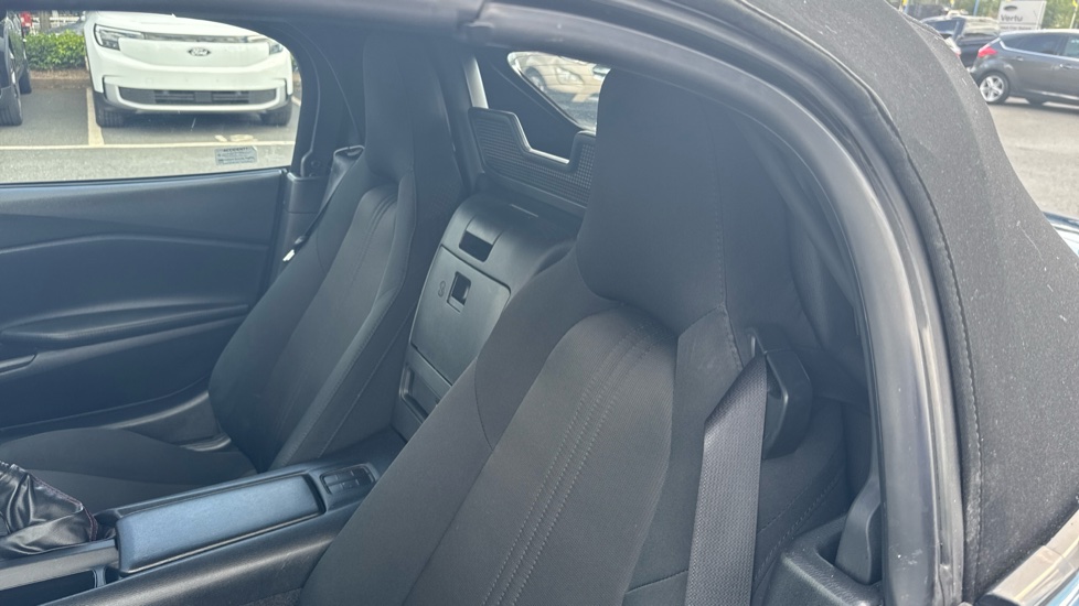 Mazda MX-5 1.5 SE 2dr Petrol Convertible - Image 17