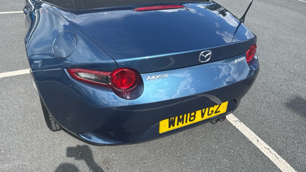 Mazda MX-5 1.5 SE 2dr Petrol Convertible - Image 26