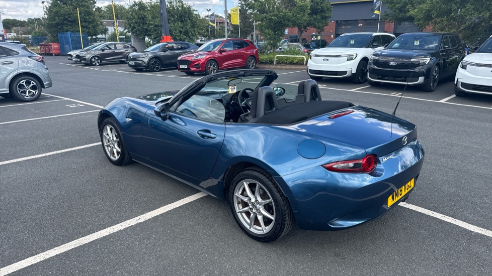 Mazda MX-5 1.5 SE 2dr Petrol Convertible - Image 27