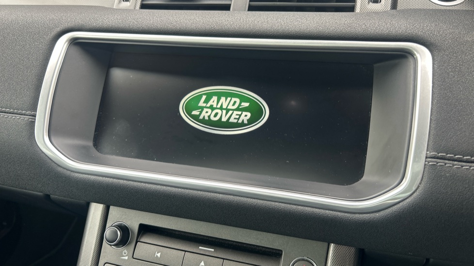 Land Rover Range Rover Evoque 2.0 SD4 HSE Dynamic 5dr Auto Diesel Hatchback - Image 31