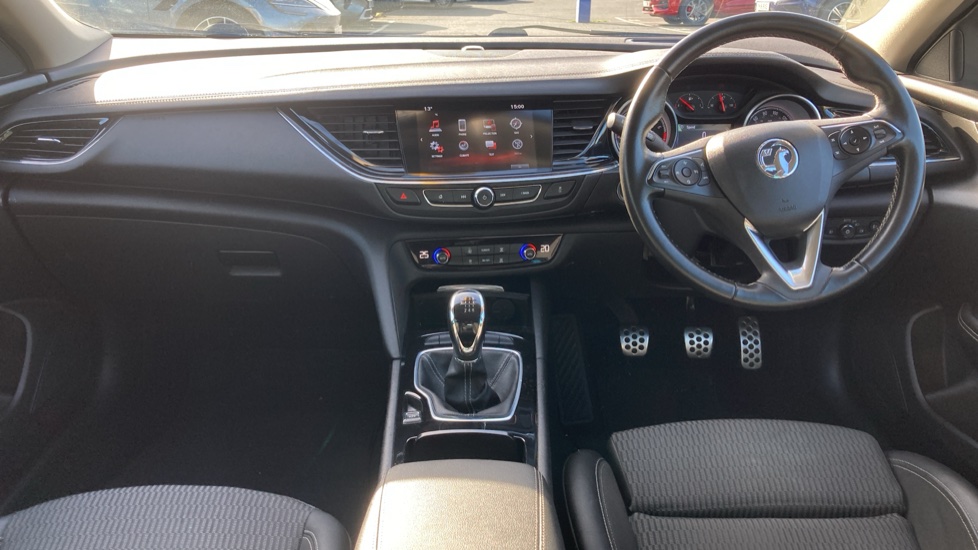 Vauxhall Insignia 1.5T SRi Nav 5dr Petrol Hatchback - Image 10