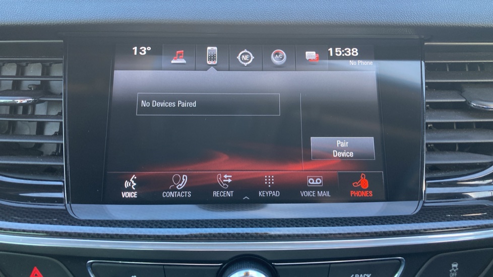 Vauxhall Insignia 1.5T SRi Nav 5dr Petrol Hatchback - Image 40