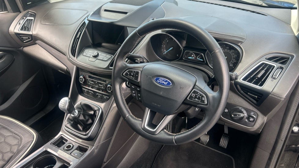 Ford Kuga Vignale 2.0 TDCi 5dr 2WD Diesel Estate - Image 15