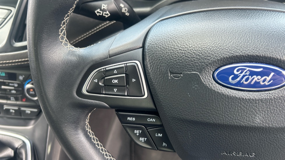 Ford Kuga Vignale 2.0 TDCi 5dr 2WD Diesel Estate - Image 29