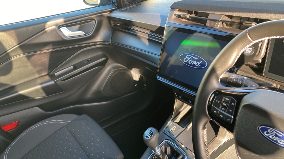 Ford Puma 1.0 EcoBoost Hybrid mHEV Titanium 5dr Petrol Hatchback - Image 14
