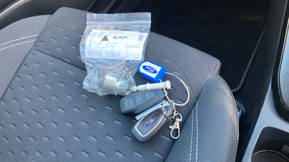 Ford Puma 1.0 EcoBoost Hybrid mHEV Titanium 5dr Petrol Hatchback - Image 19