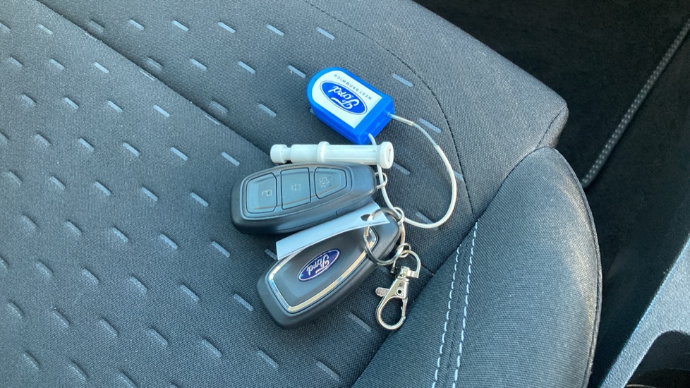 Ford Puma 1.0 EcoBoost Hybrid mHEV Titanium 5dr Petrol Hatchback - Image 20