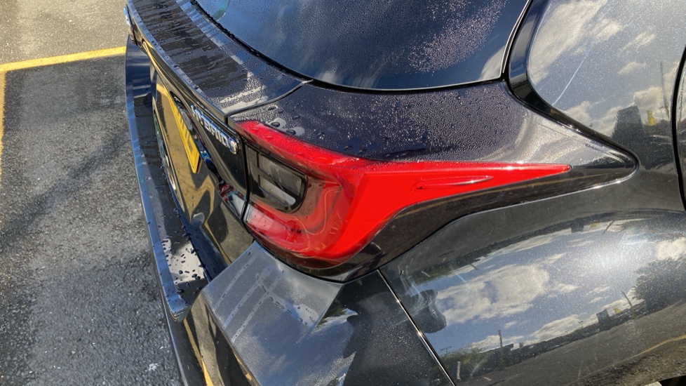 Mazda 2 Hybrid 1.5i Hybrid Select 5dr CVT Hybrid Hatchback - Image 27