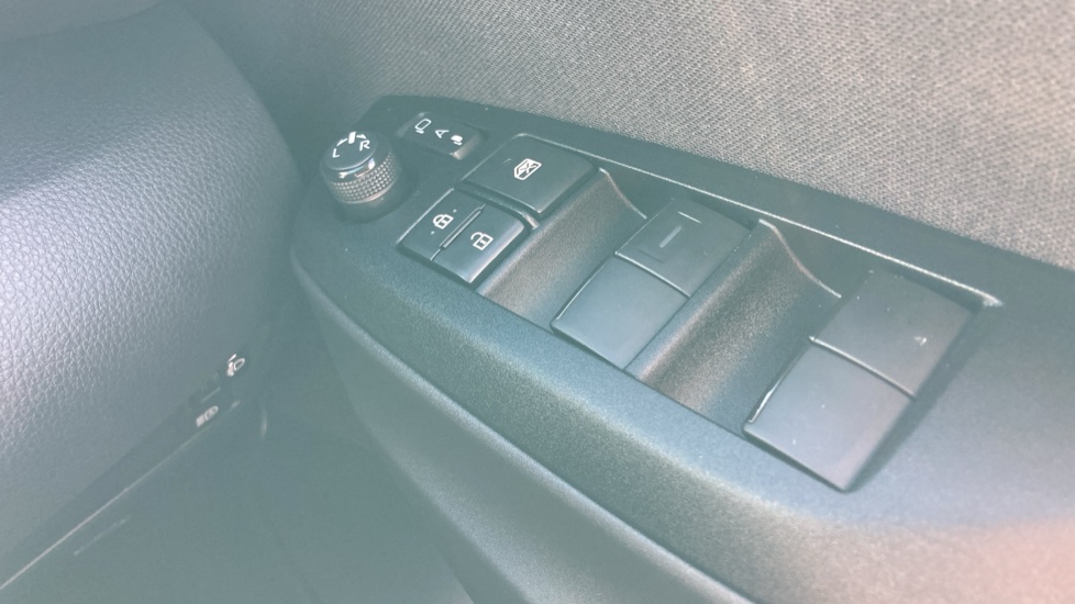 Mazda 2 Hybrid 1.5i Hybrid Select 5dr CVT Hybrid Hatchback - Image 36