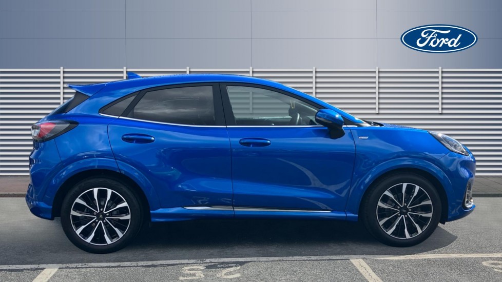 Ford Puma 1.0 EcoBoost Hybrid mHEV 155 ST-Line Vignale 5dr Petrol Hatchback - Image 5