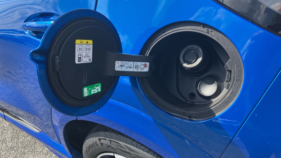 Ford Puma 1.0 EcoBoost Hybrid mHEV 155 ST-Line Vignale 5dr Petrol Hatchback - Image 26