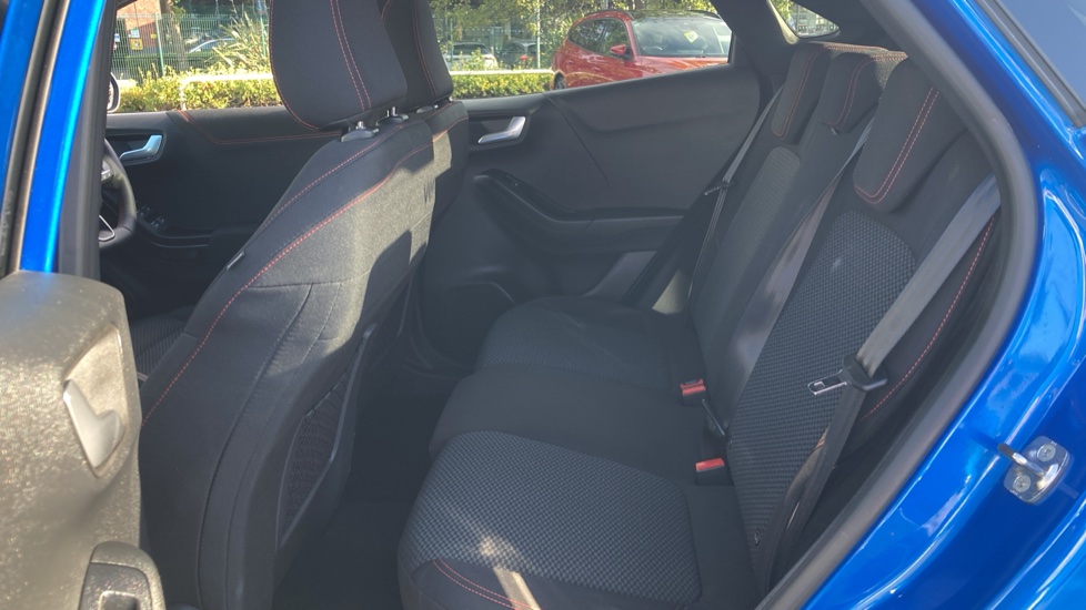 Ford Puma 1.0 EcoBoost Hybrid mHEV ST-Line 5dr Petrol Hatchback - Image 20